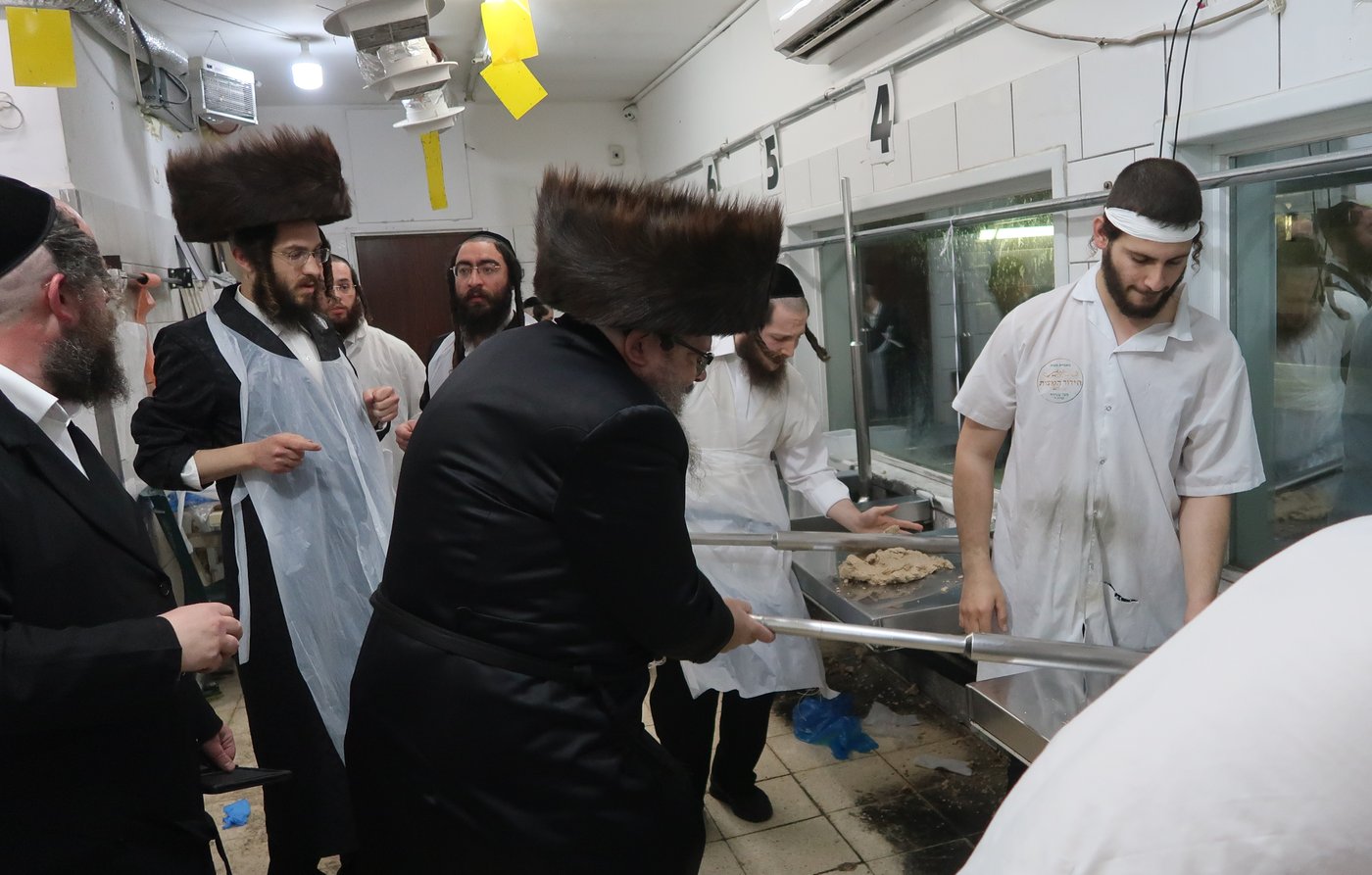 חג הפסח בחצה"ק באסטאן