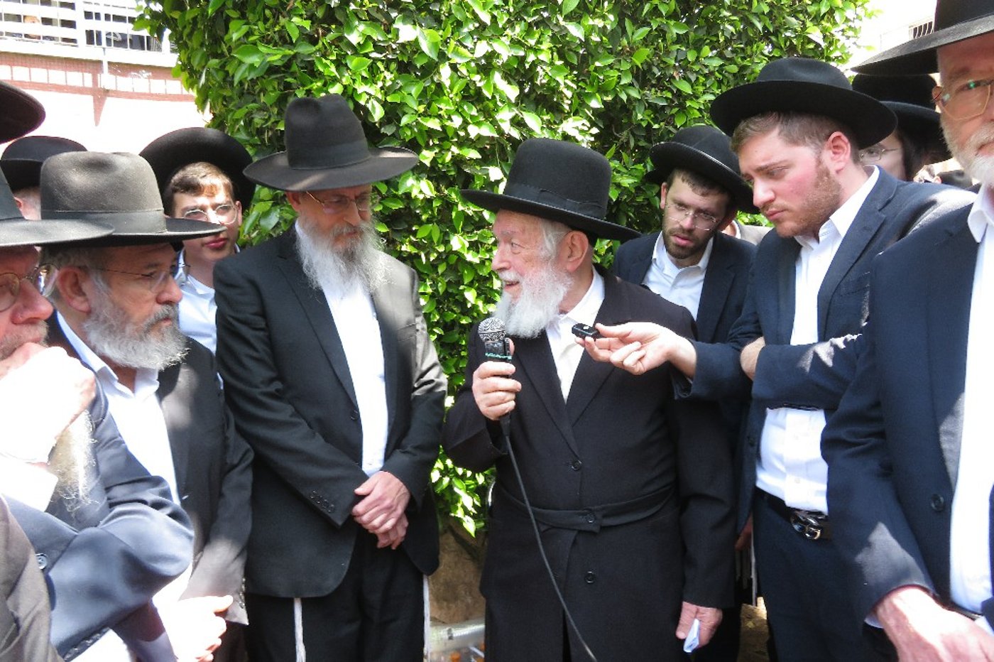 הגר"י זילברשטיין בהלווית הבחור יהושע ראם ז"ל