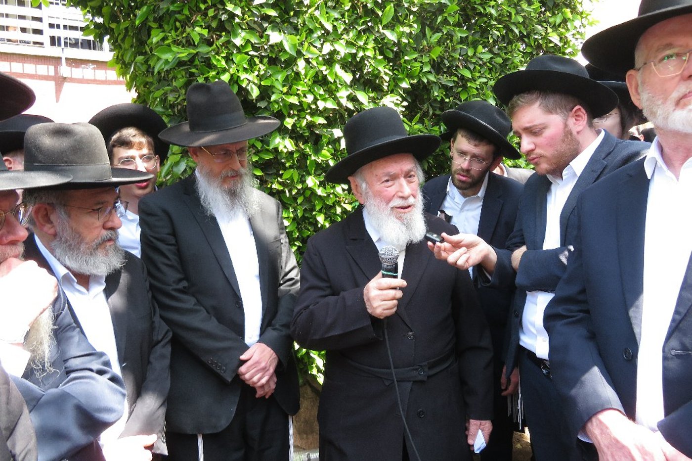 הגר"י זילברשטיין בהלווית הבחור יהושע ראם ז"ל