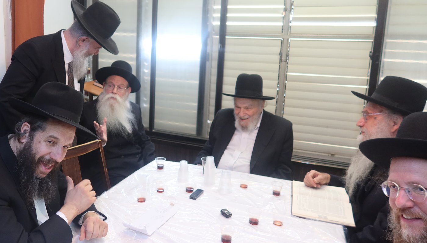 חג הפסח אצל הגרמ"ה הירש