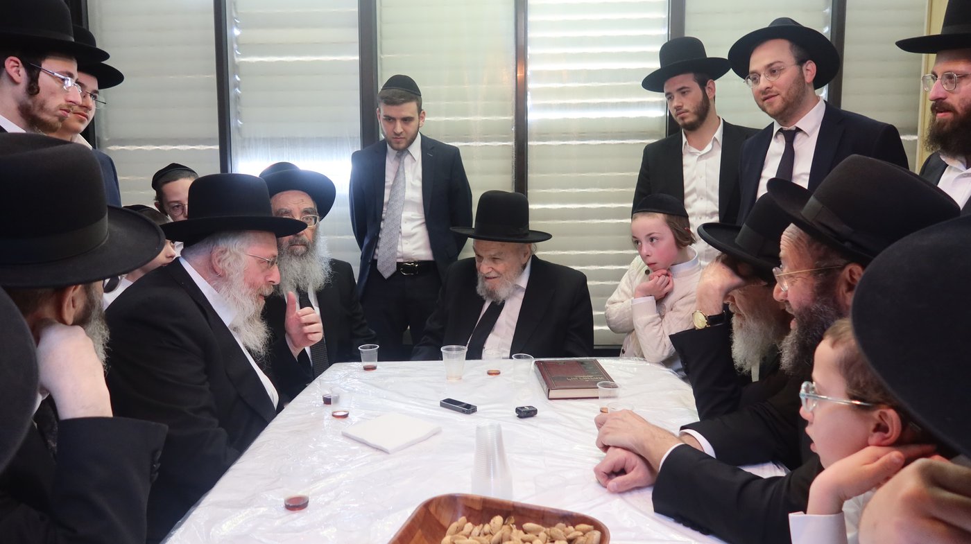 חג הפסח אצל הגרמ"ה הירש