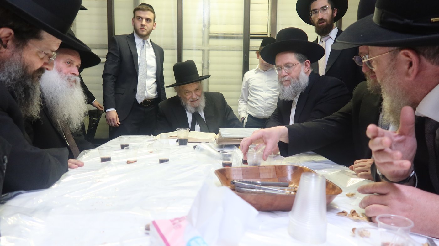 חג הפסח אצל הגרמ"ה הירש