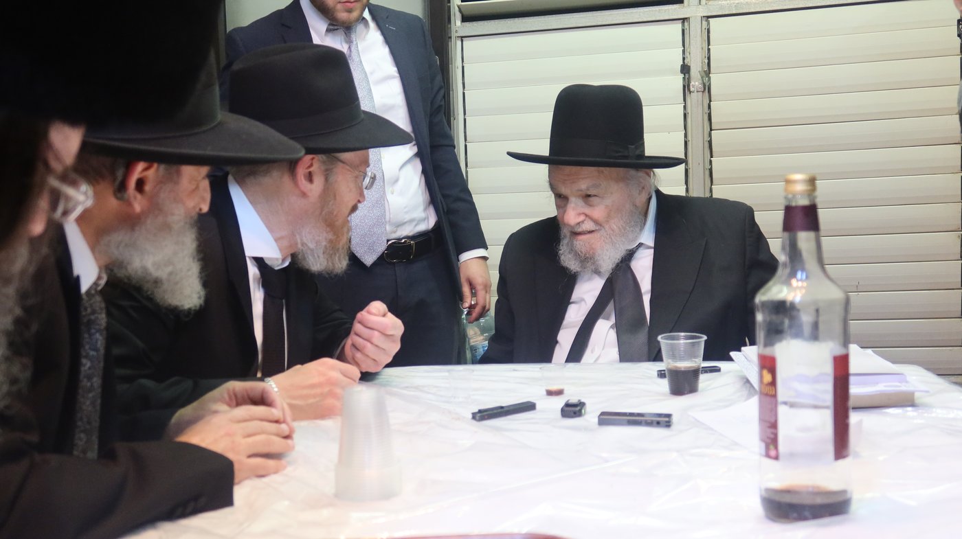 חג הפסח אצל הגרמ"ה הירש