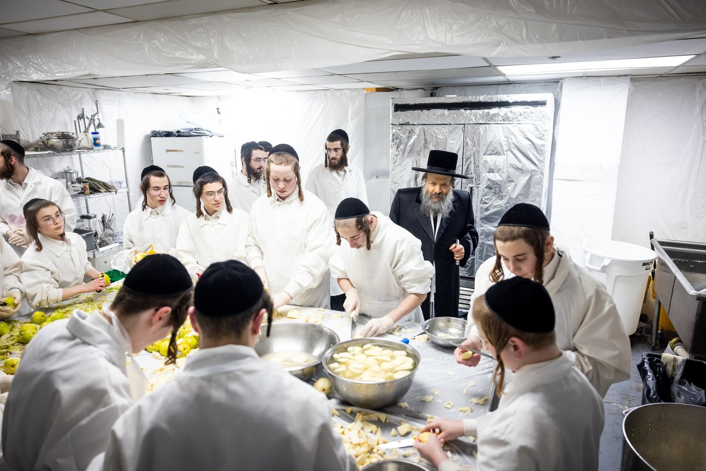 חג הפסח בחצה"ק באבוב 45