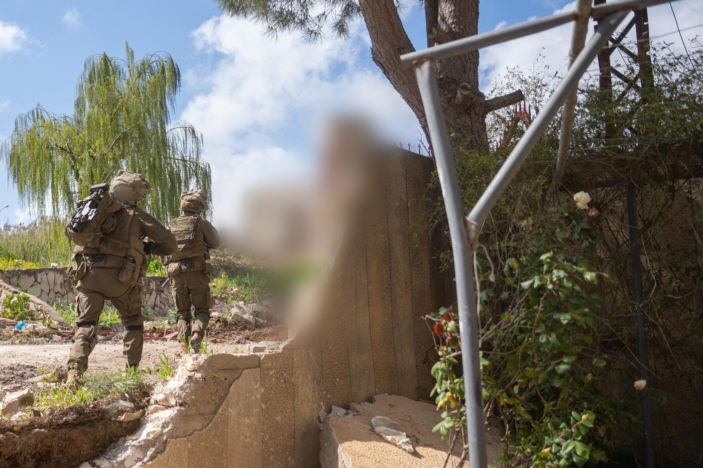 פעילות כוחות אוגדה 98 במרחב בינת ג'בייל