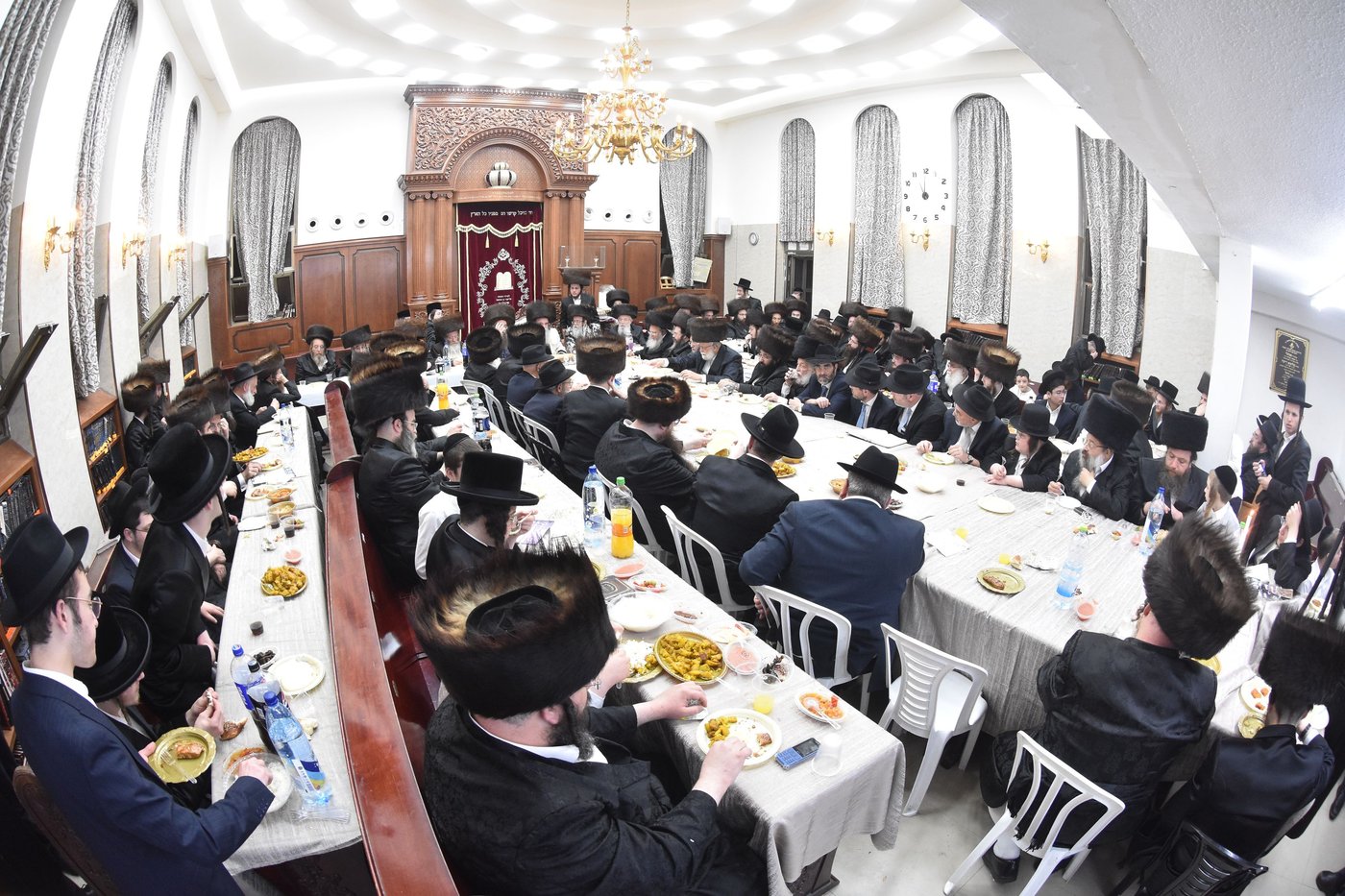 סעודת הילולא בשיכון ג' 