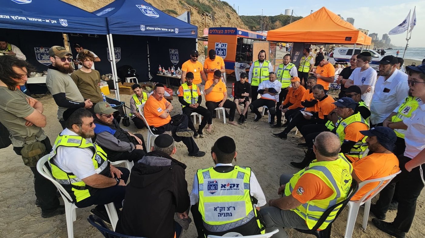 החיפושים אחרי בחור הישיבה שנעדר מתרחבים; כלבים מיוחדים הובאו