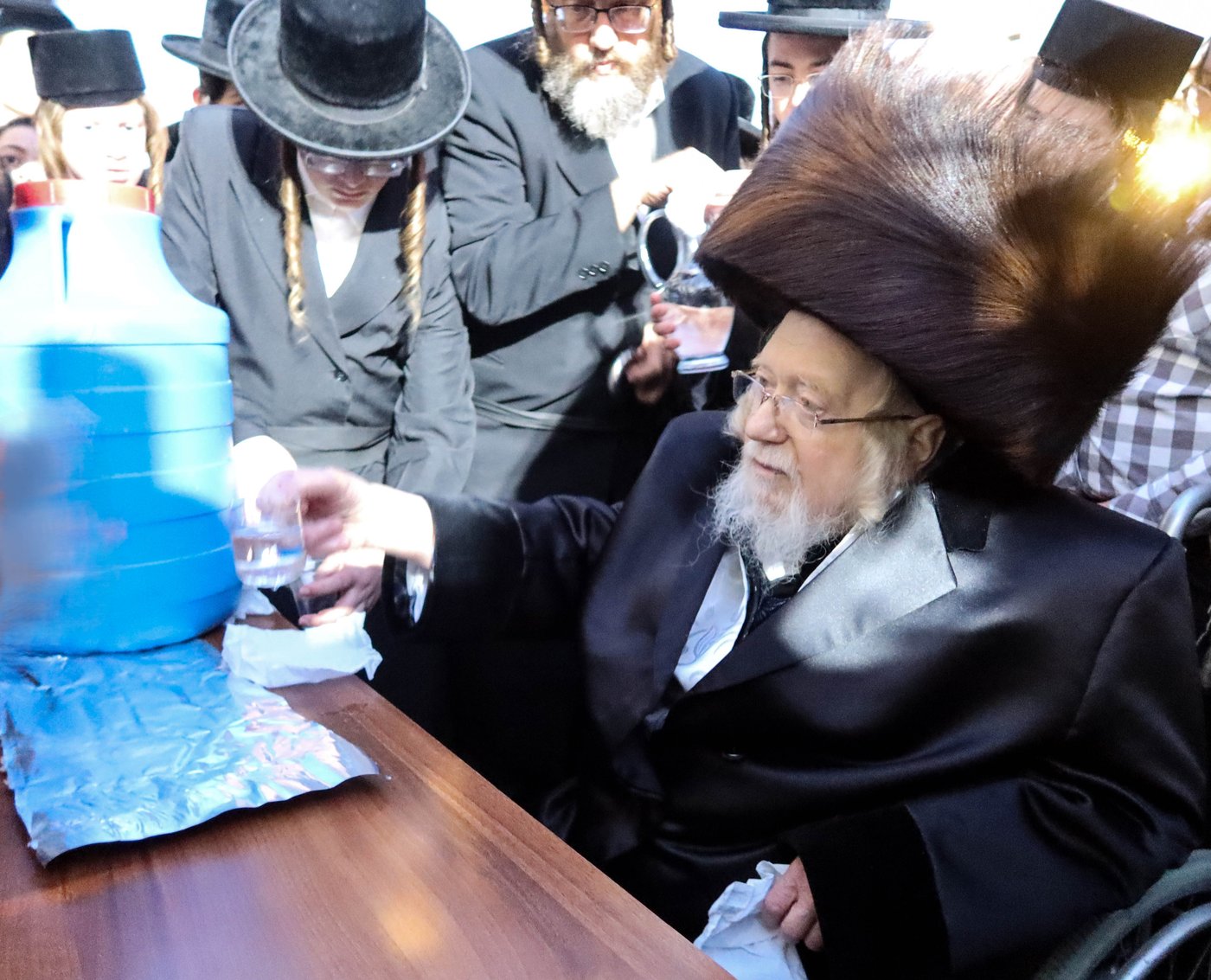 חג הפסח בחצה"ק קרעטשניף