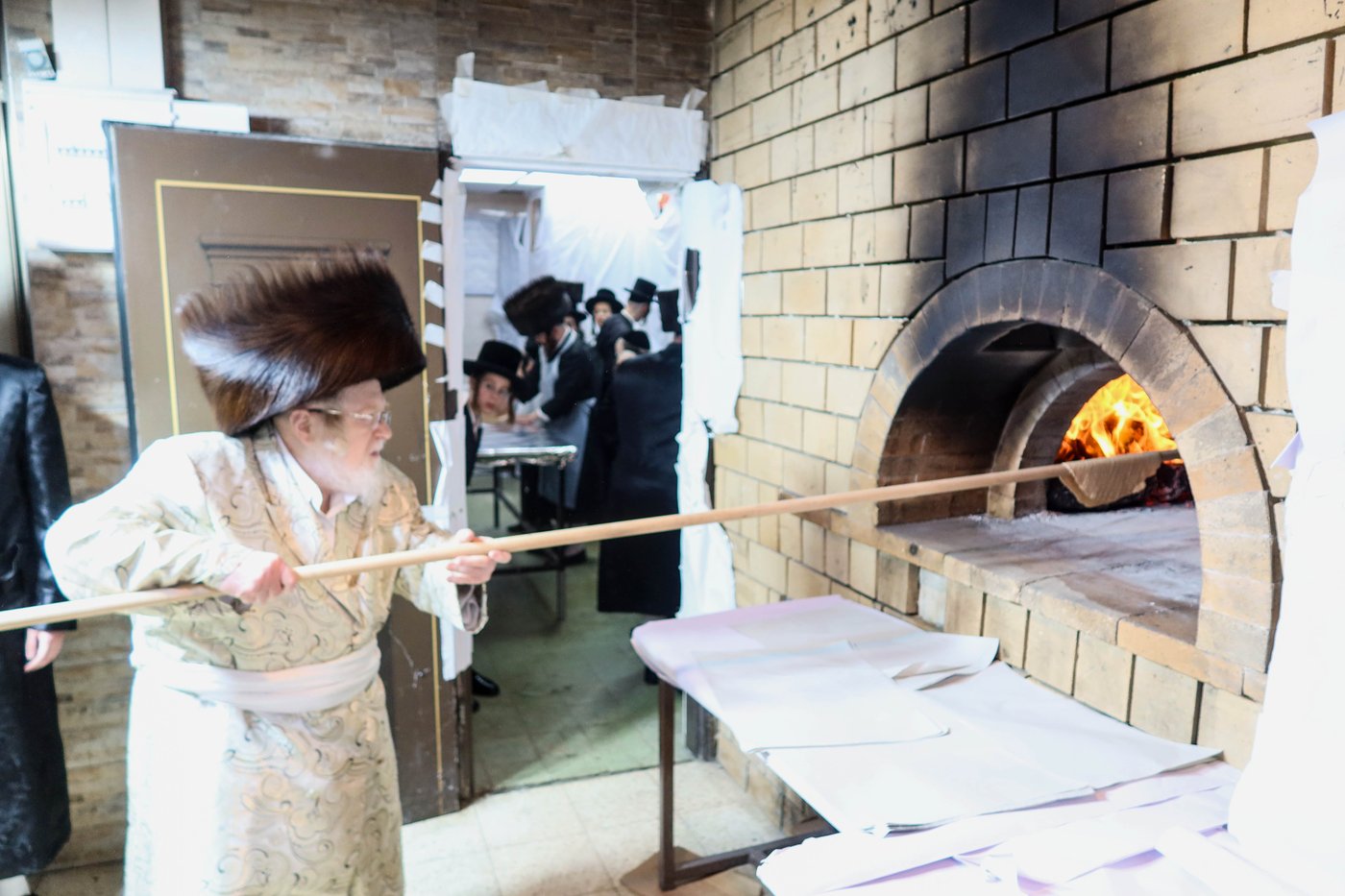 חג הפסח בחצה"ק קרעטשניף