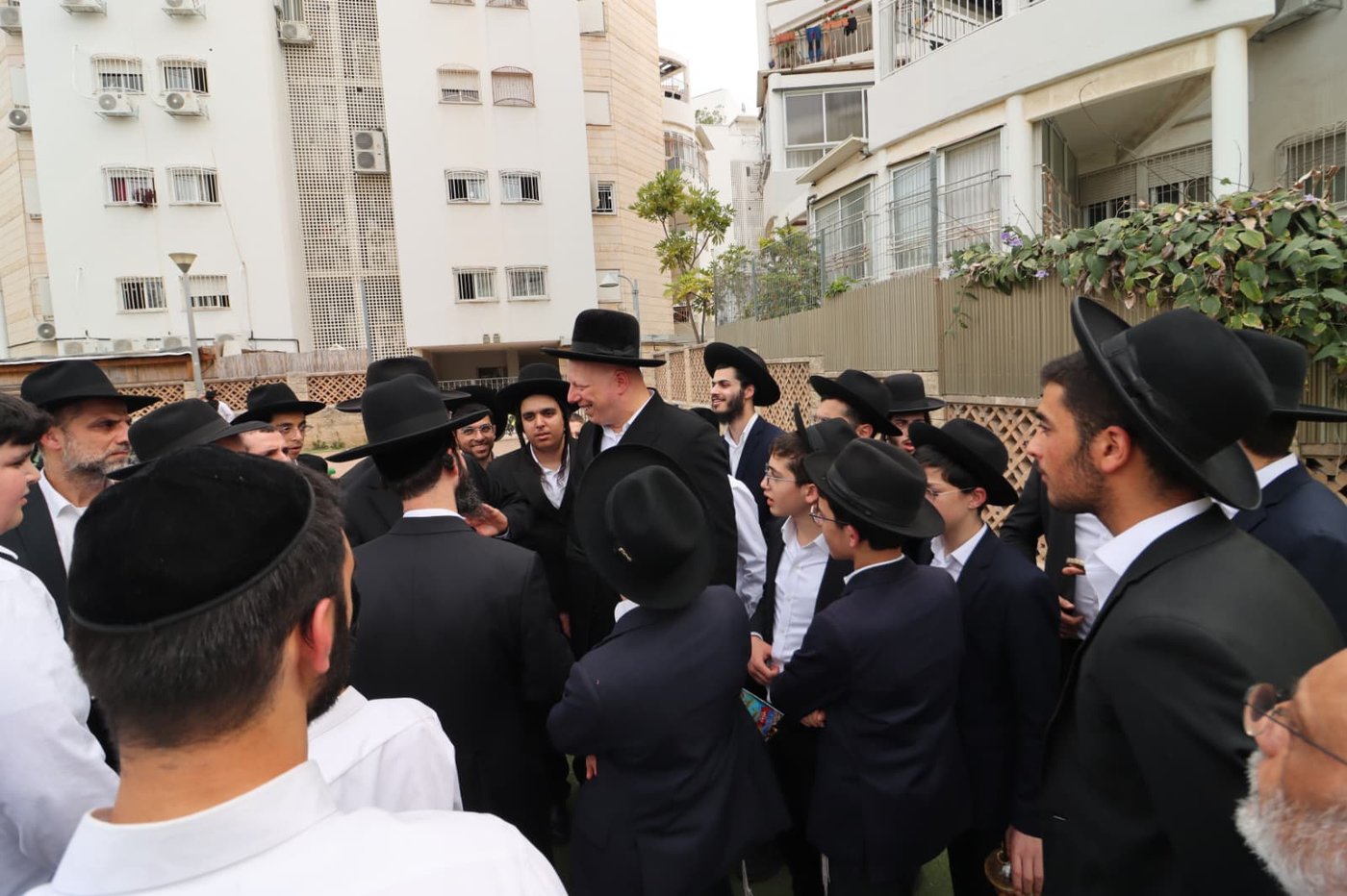 הלווית הרב פנחס ראובן זצ"ל