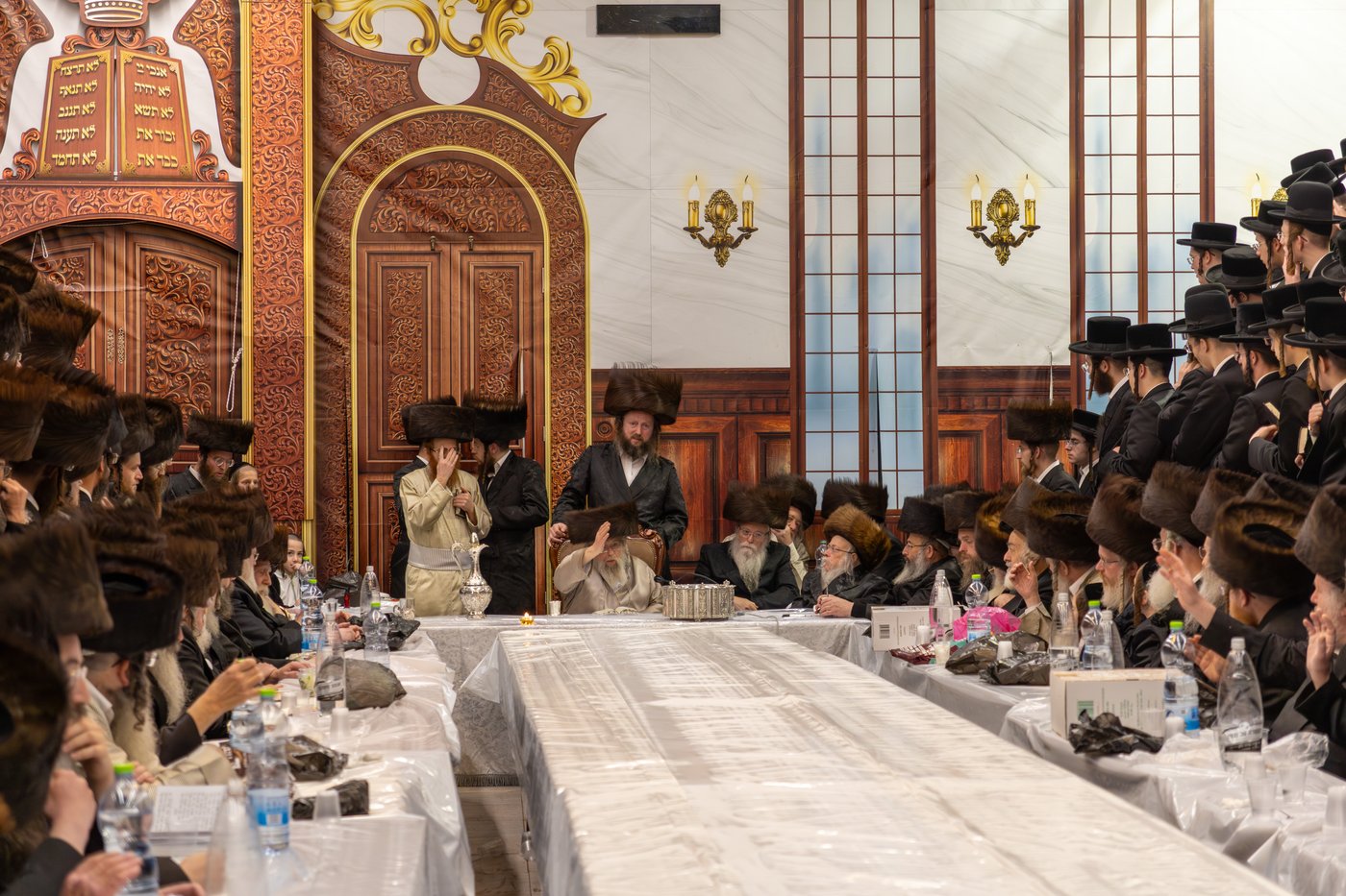 חג הפסח בחצה"ק פינסק קרלין