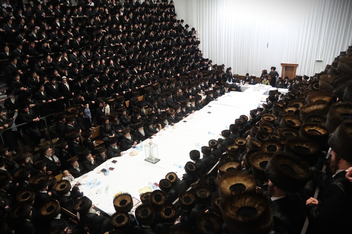 חג הפסח בחצה"ק סערט ויז'ניץ