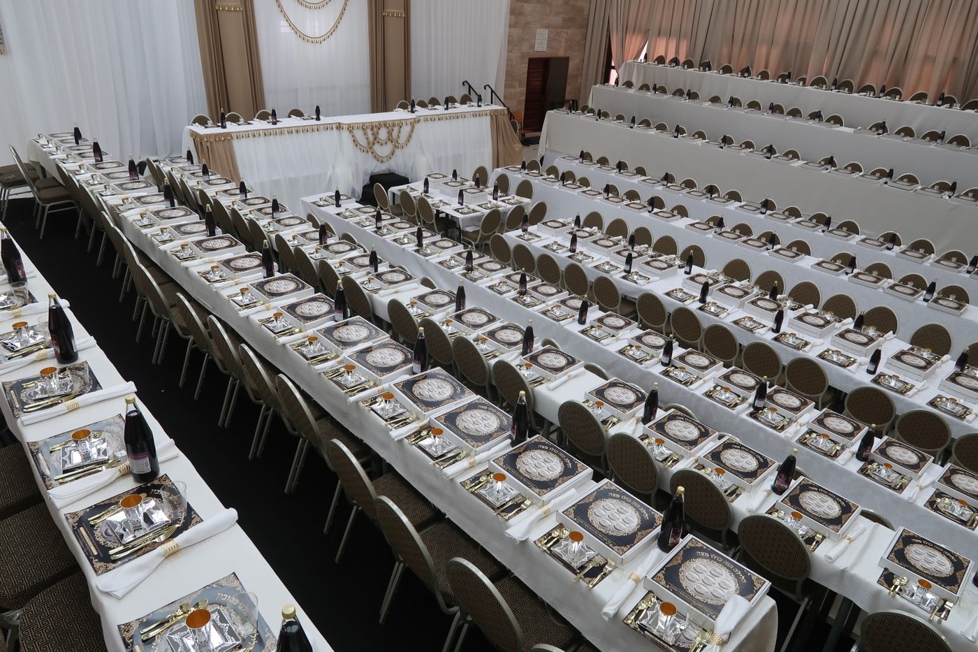 חג הפסח בחצה"ק סערט ויז'ניץ