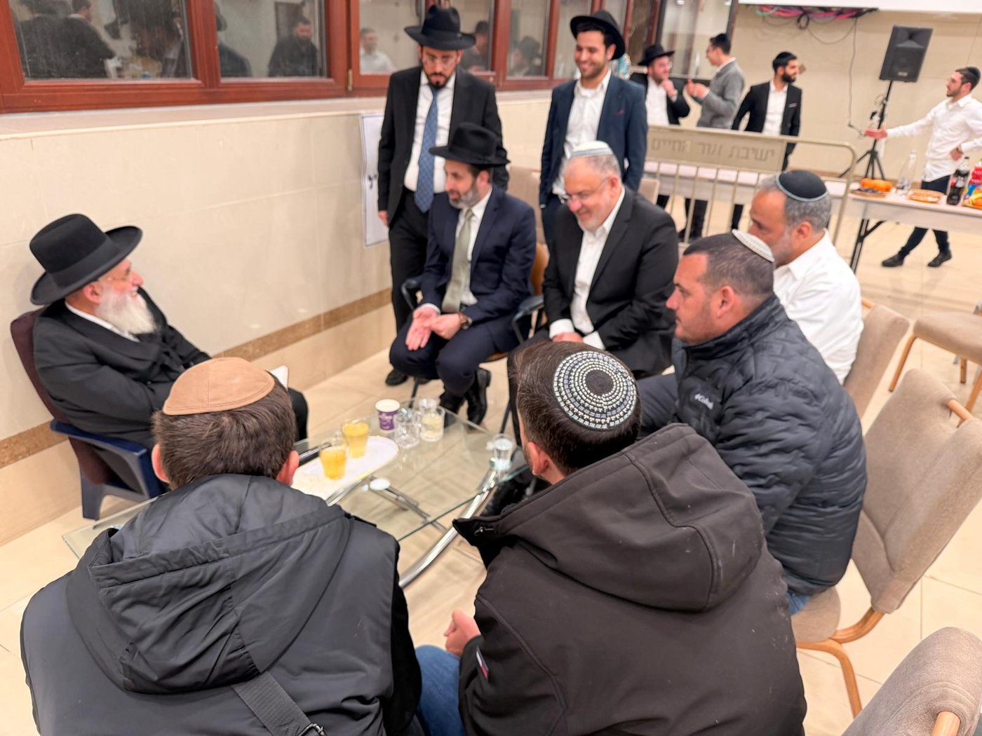 ניחום אבלים אצל הגאון רבי ראובן אלבז