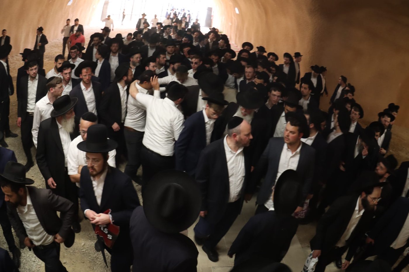 מסע הלוויית הבחור יששכר דב שפיגל ז"ל