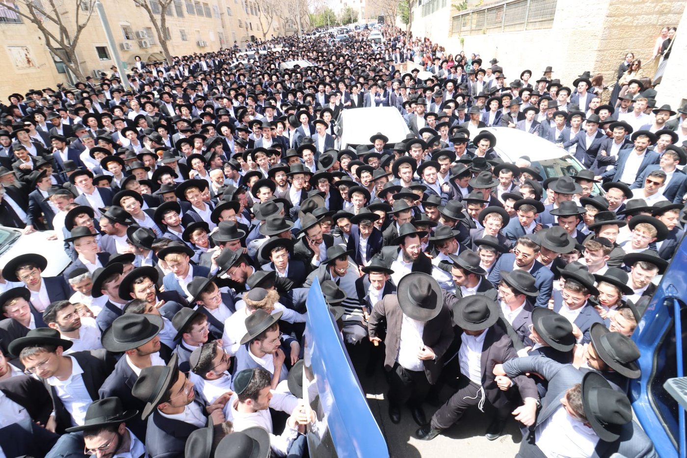 מסע הלוויית הבחור יששכר דב שפיגל ז"ל