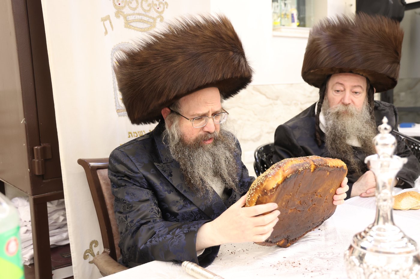 אבד''ק צאנז טשאקאווא בסעודת הילולא