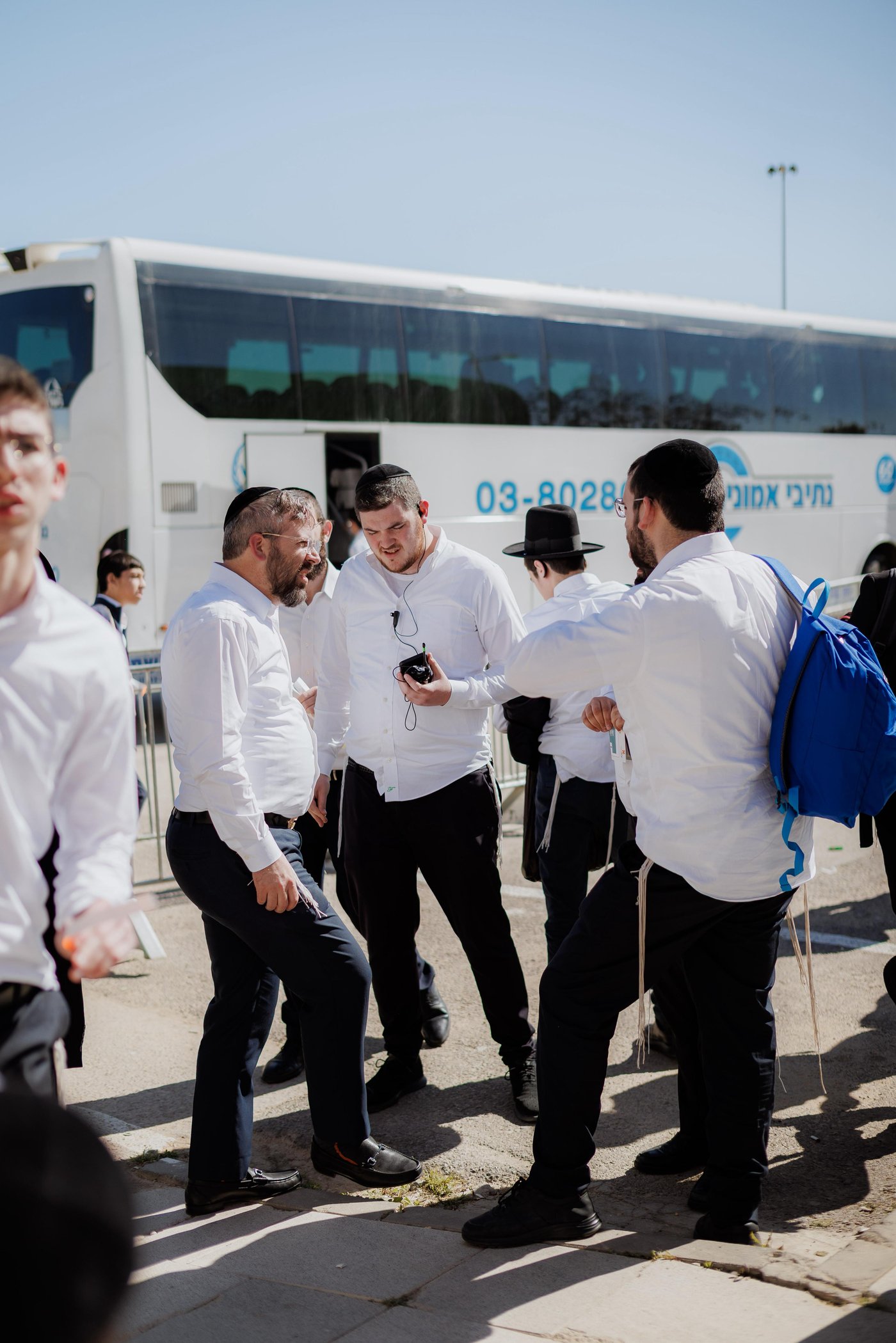 בין הזמנים חודש ניסן 