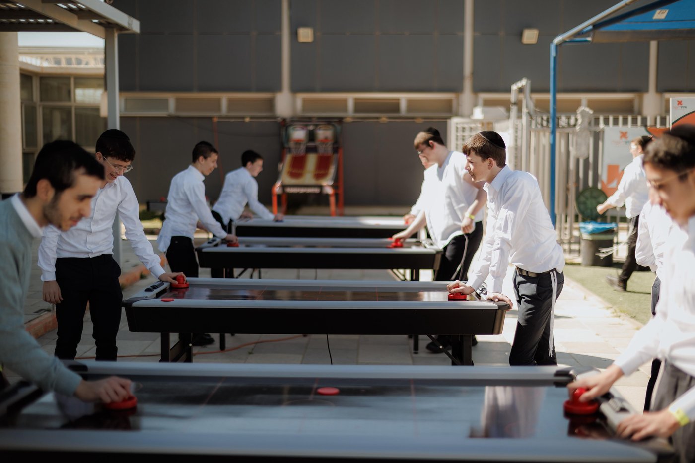 בין הזמנים חודש ניסן 