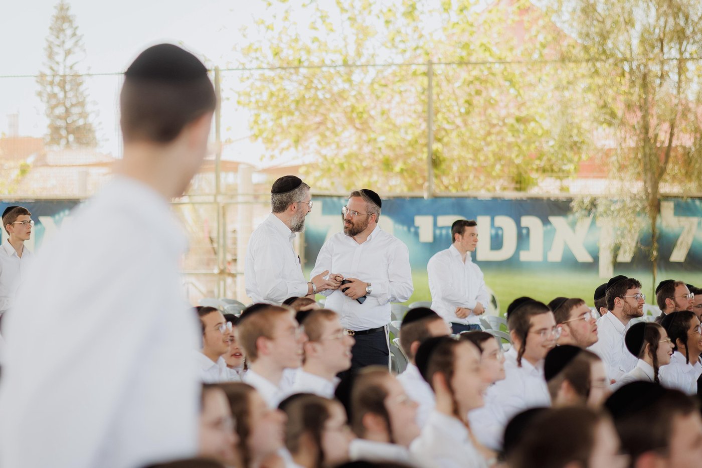 בין הזמנים חודש ניסן 