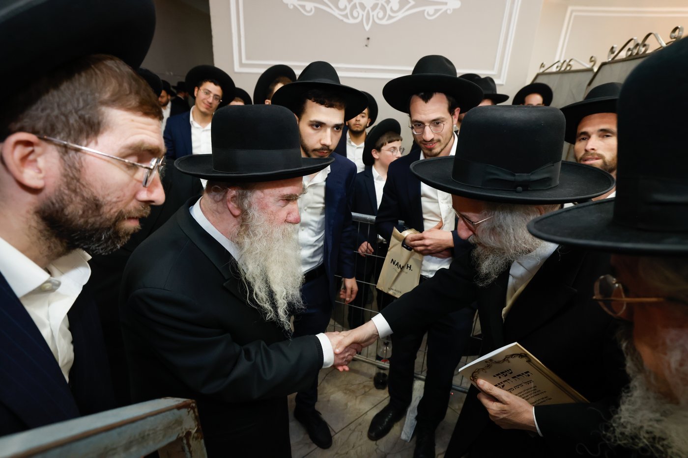 מעמד כבוד התורה 'וכתבתם'