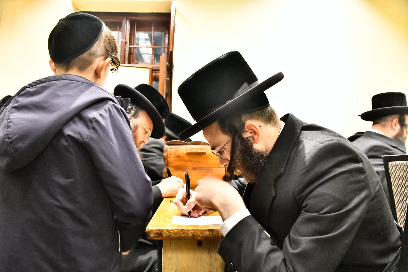 הילולא קדישא בקראסטיר - תשפ"ו