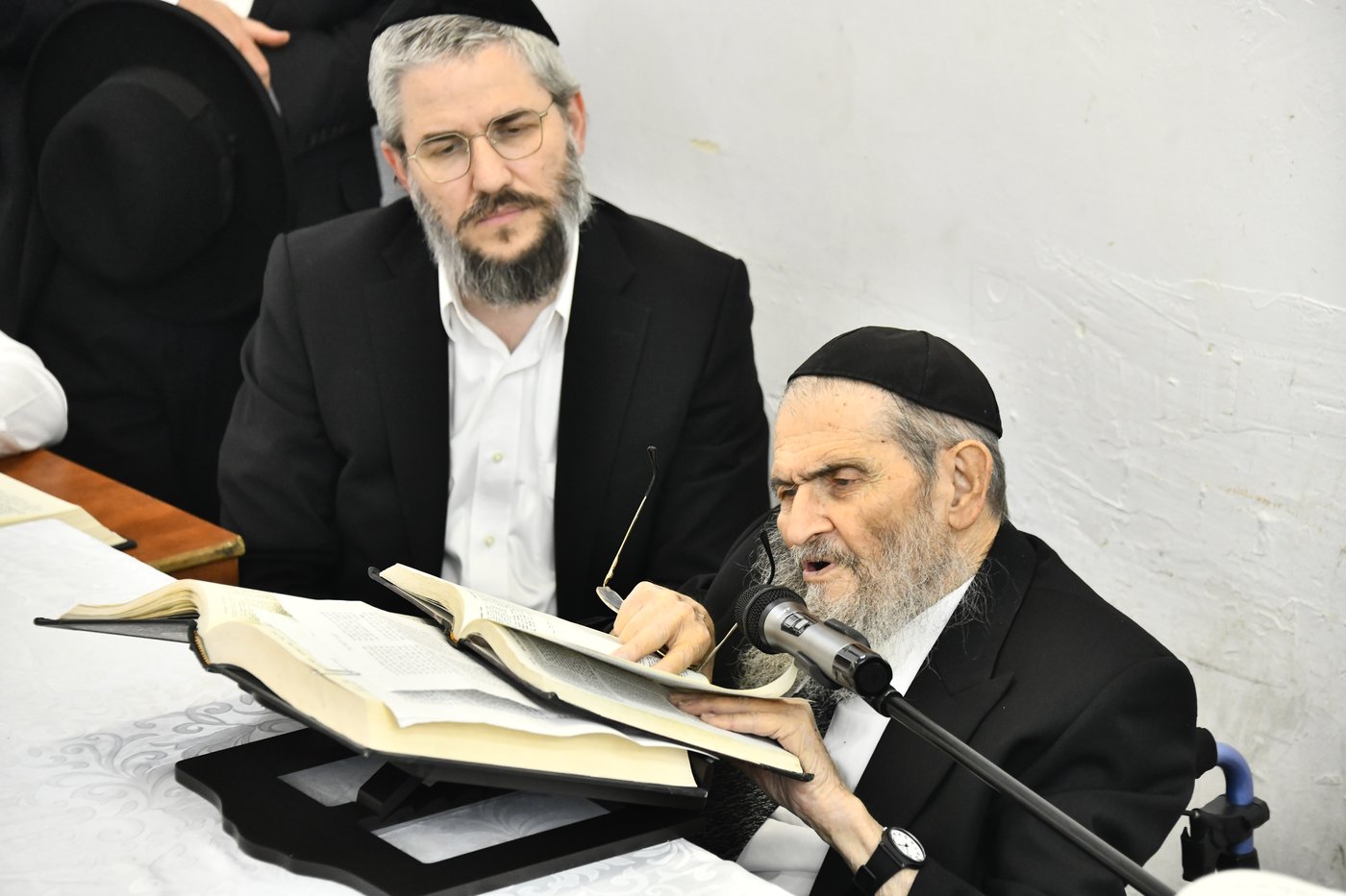 הגאון רבי יצחק הקר בישיבת גרודנא