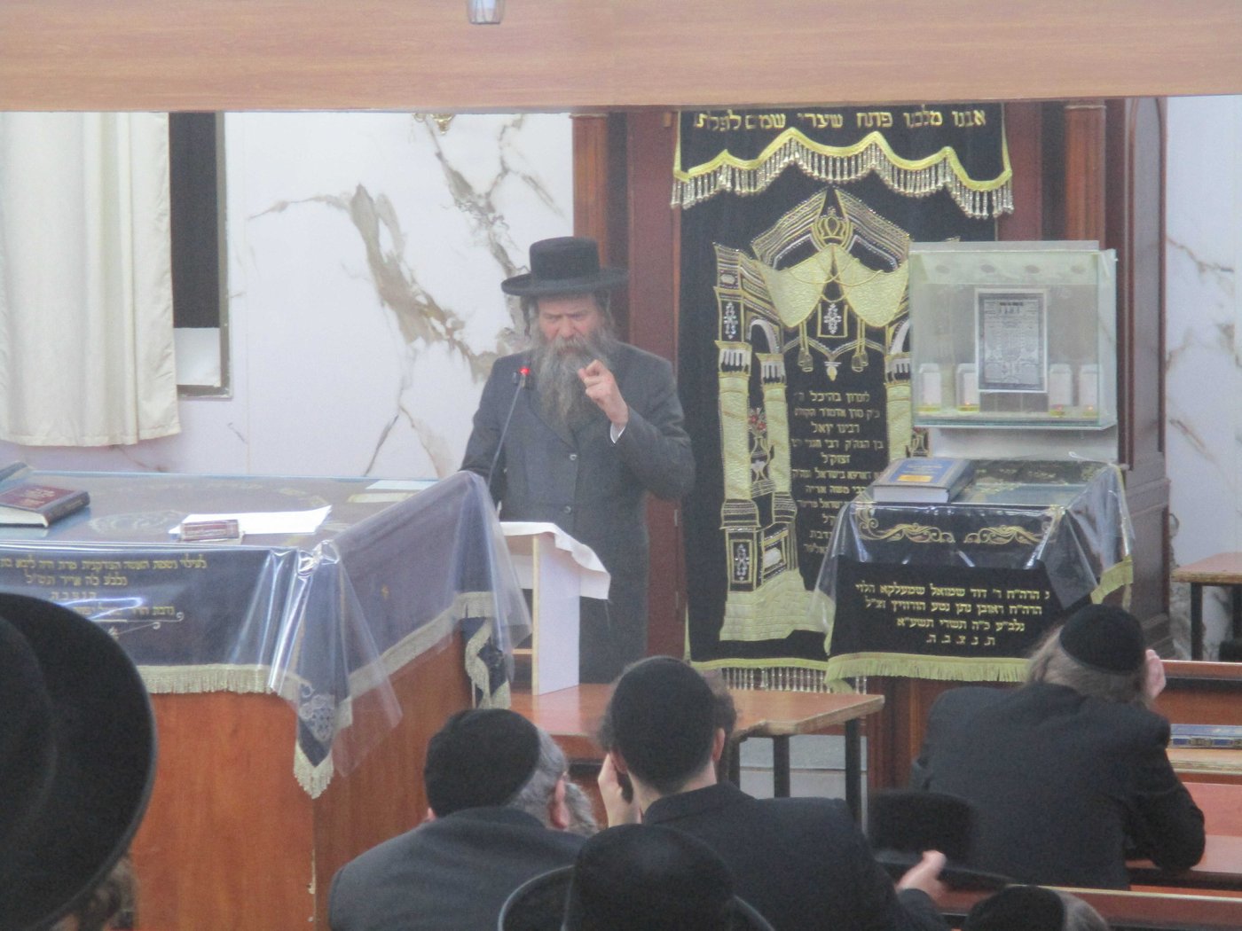 יום העצמאות בקרב הפלגים הקנאים בירושלים