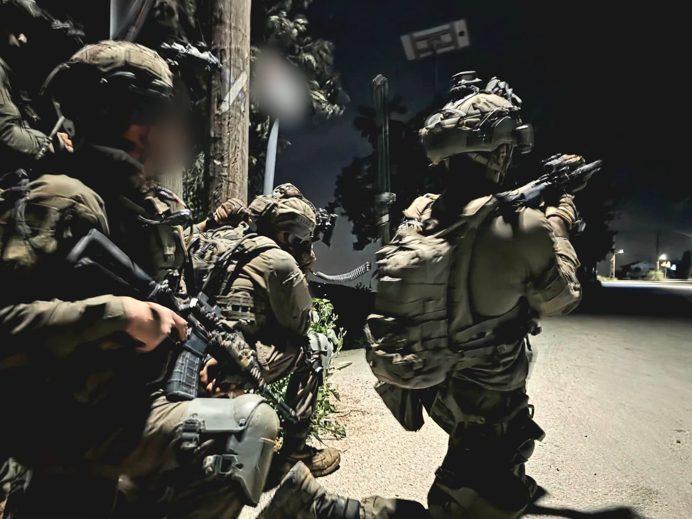 פעילות כוחות חטיבה 769 בכפר דבין בדרום לבנון