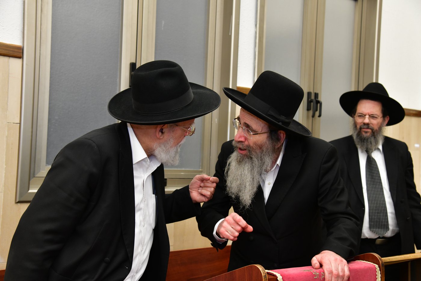 עצרת מספד בעטרת צבי