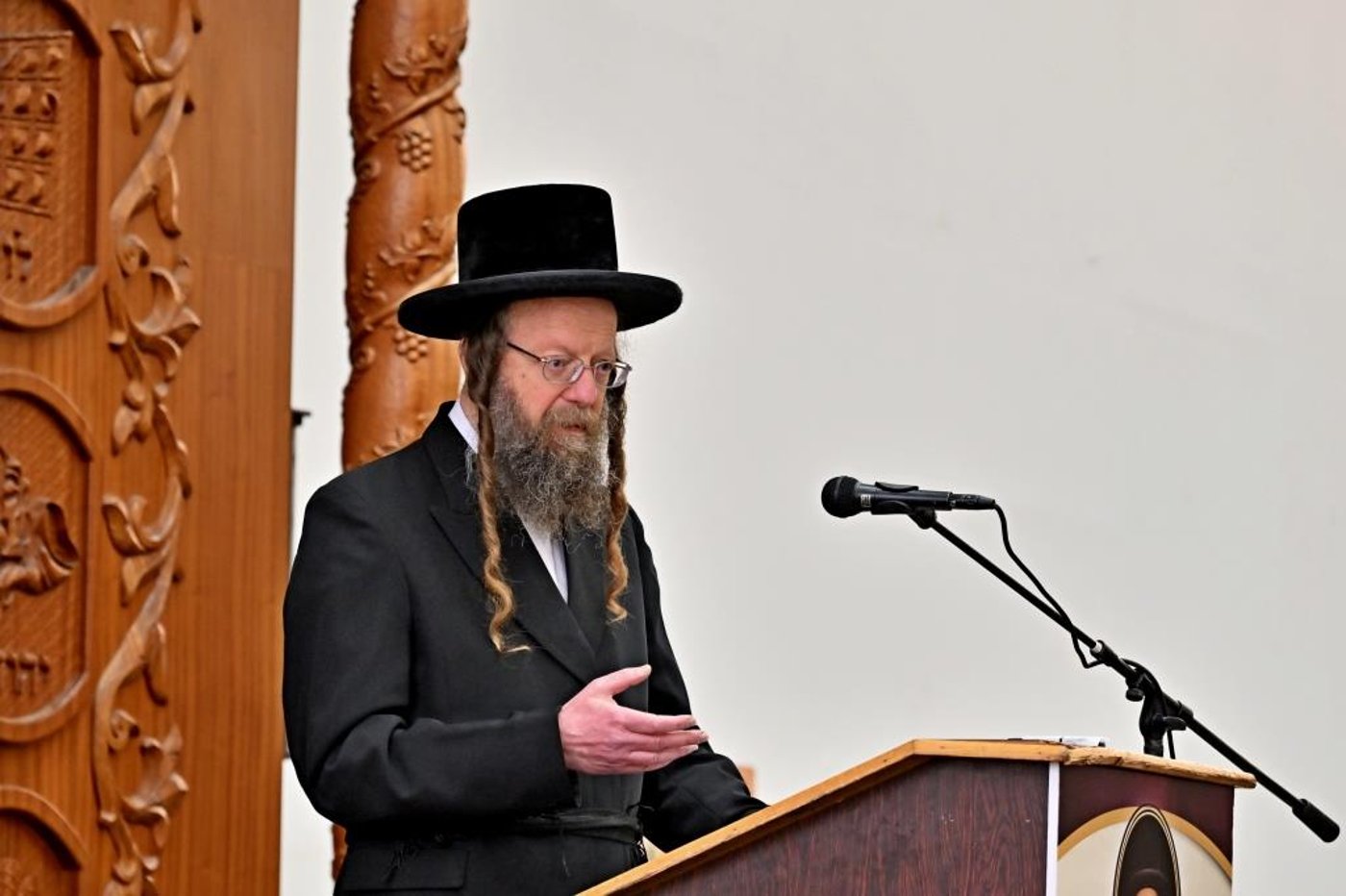 הגאון רבי שמחה רבינוביץ בהילולא קדישא בביאלה