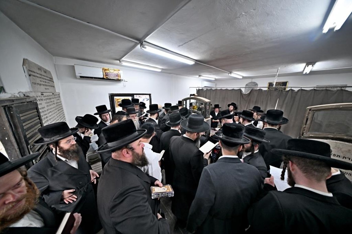 מראות מההעליה לציון האמרי יוסף מספינקא זצ"ל