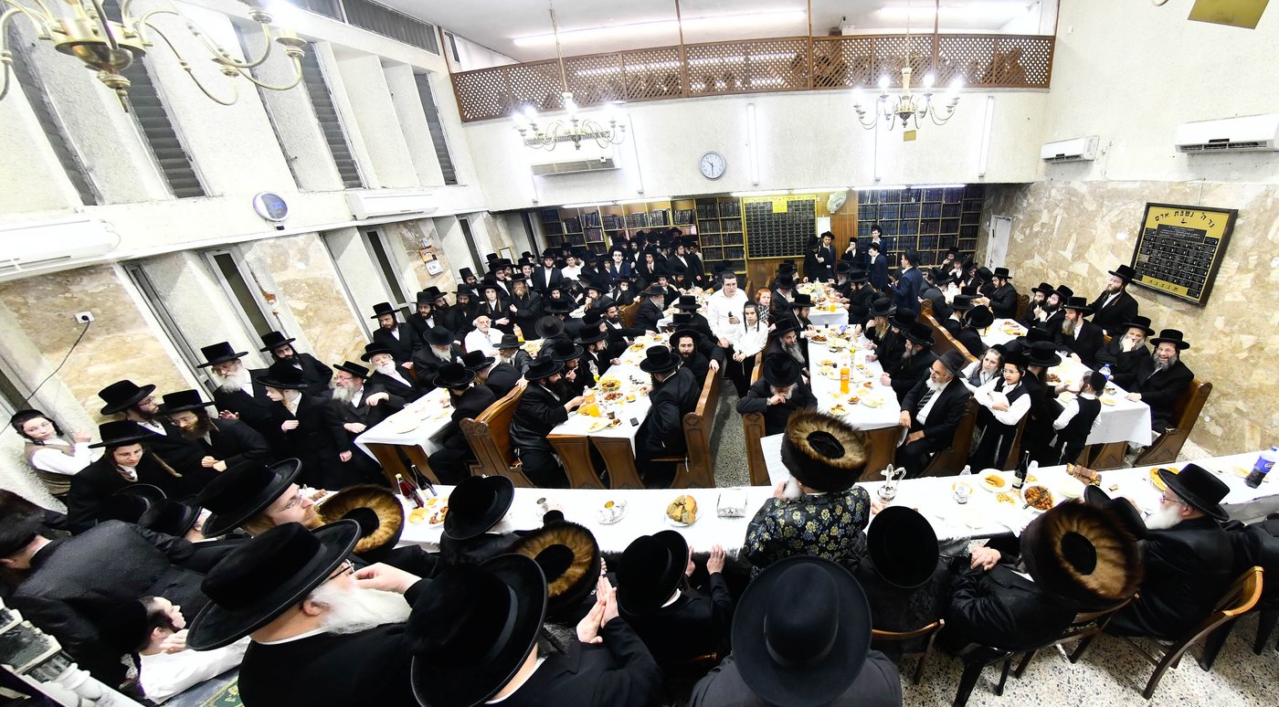 שמחת האירוסין בקרעטשניף י-ם - קומרנא