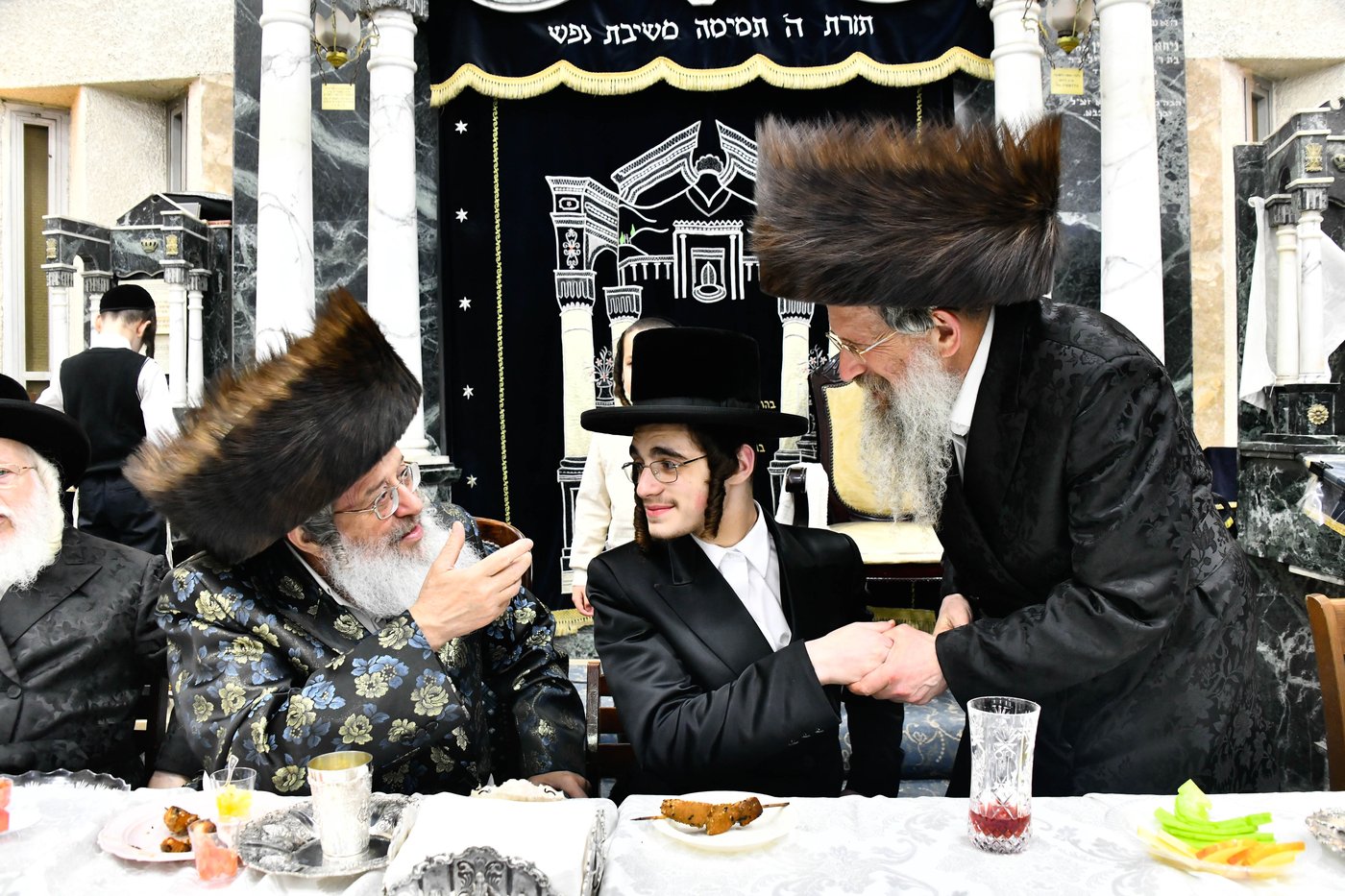 שמחת האירוסין בקרעטשניף י-ם - קומרנא