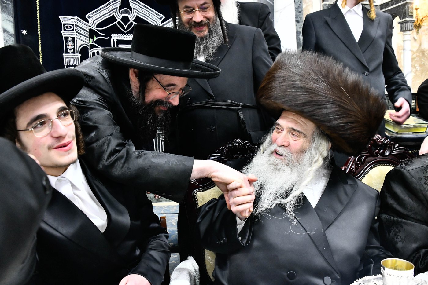 שמחת האירוסין בקרעטשניף י-ם - קומרנא