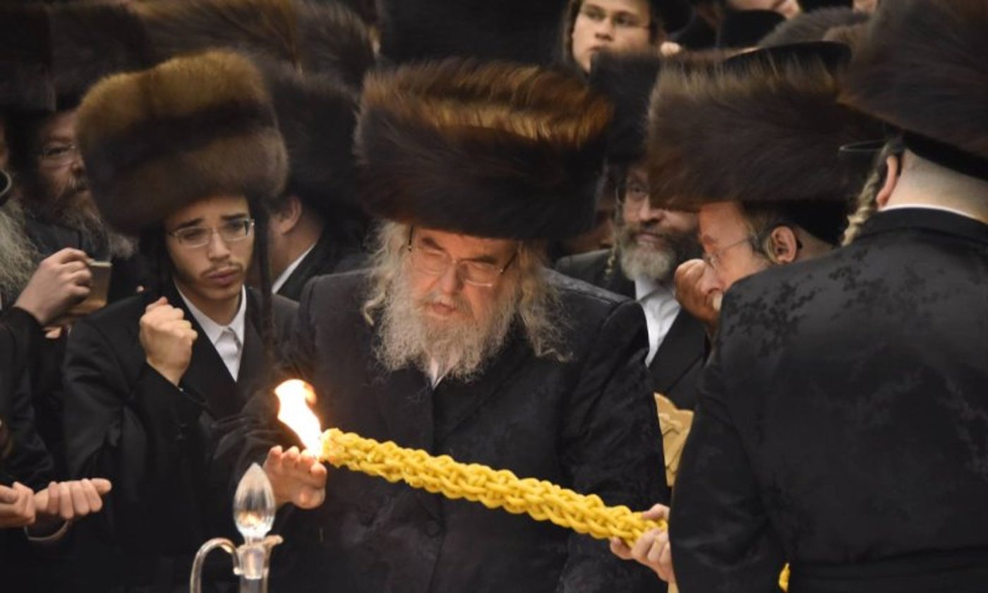 האדמו"ר מבעלזא בהבדלה