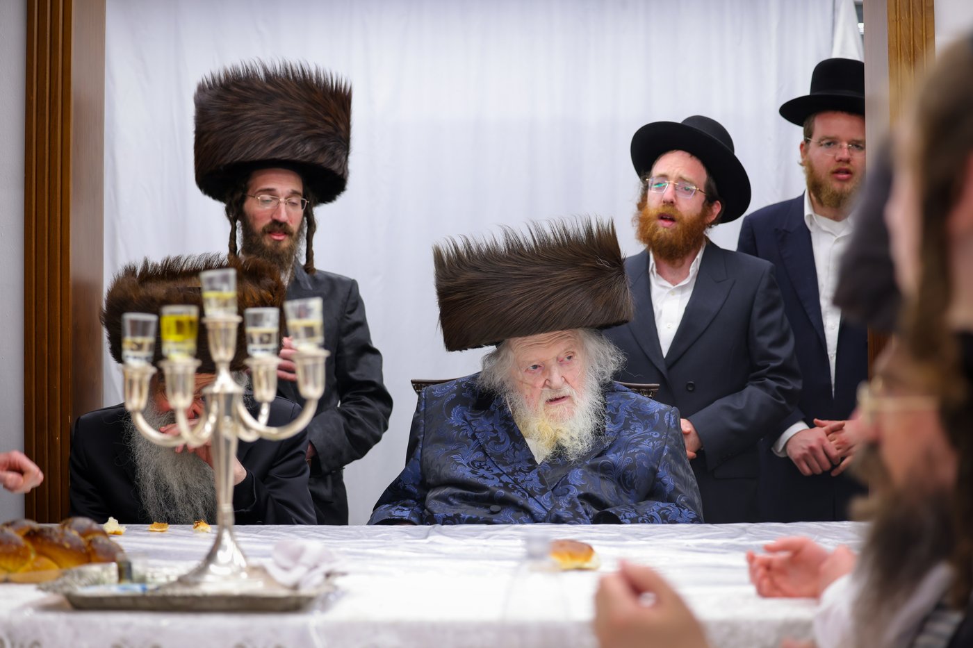 ערב ומוצאי שבת אצל הגר"מ שטרנבוך