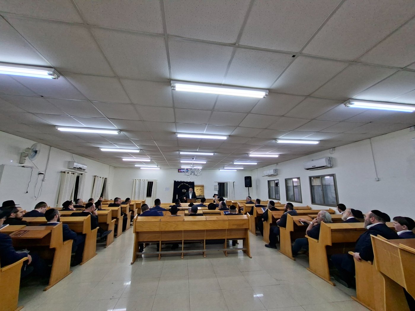 עצרת הספד על הרב יצחק דונט ז״ל