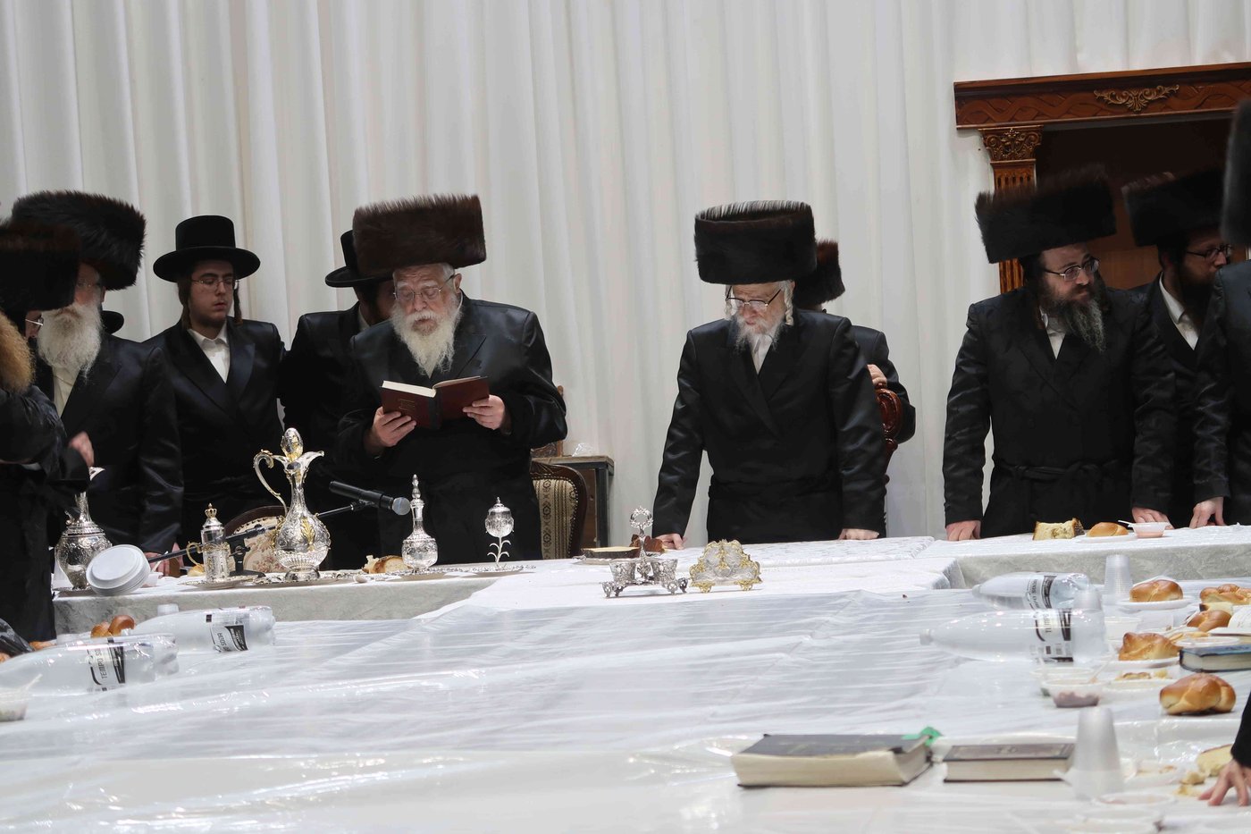 הילולא קדישא בסערט ויז'ניץ