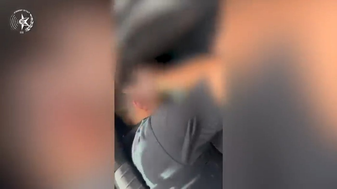 ערבי ממזרח ירושלים הבריח מספר שוהים בלתי חוקיים ב...תא המטען | צפו