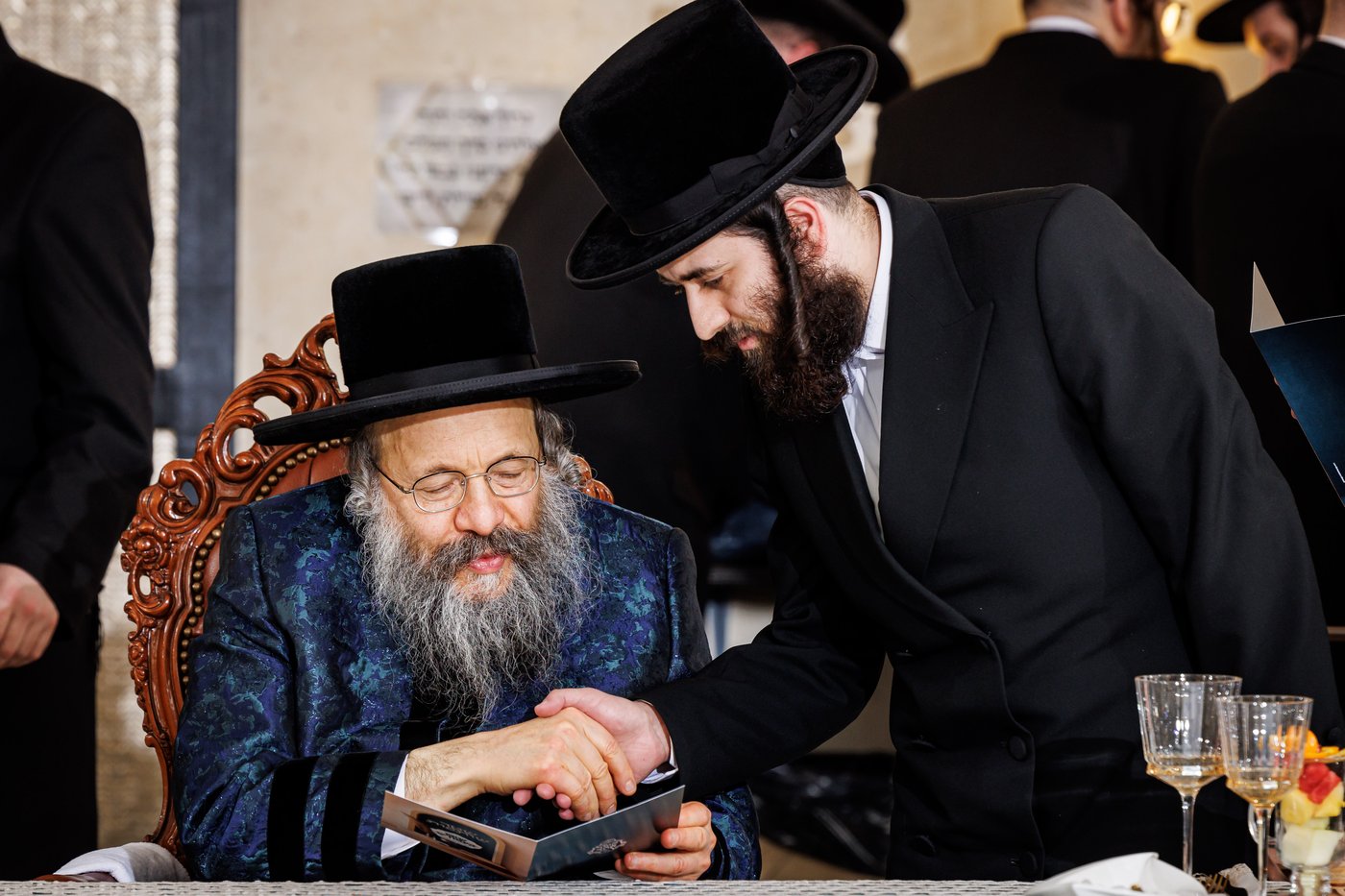 הדינרים בחצה"ק באבוב 45