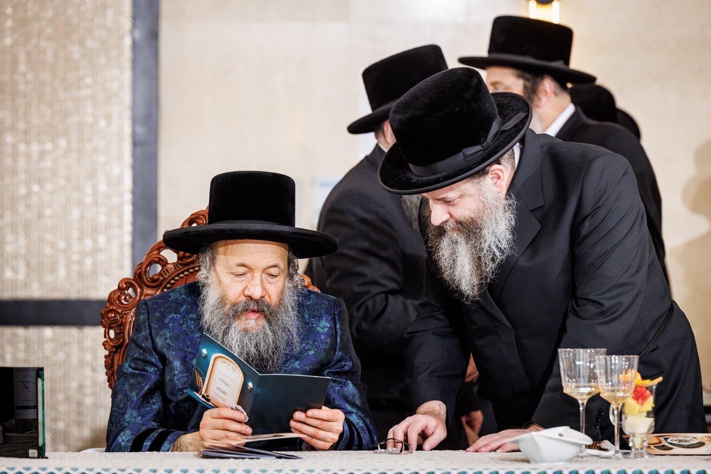 הדינרים בחצה"ק באבוב 45