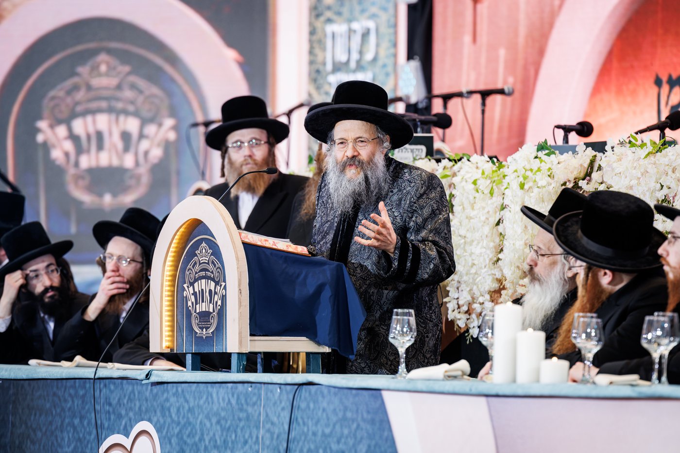 הדינרים בחצה"ק באבוב 45