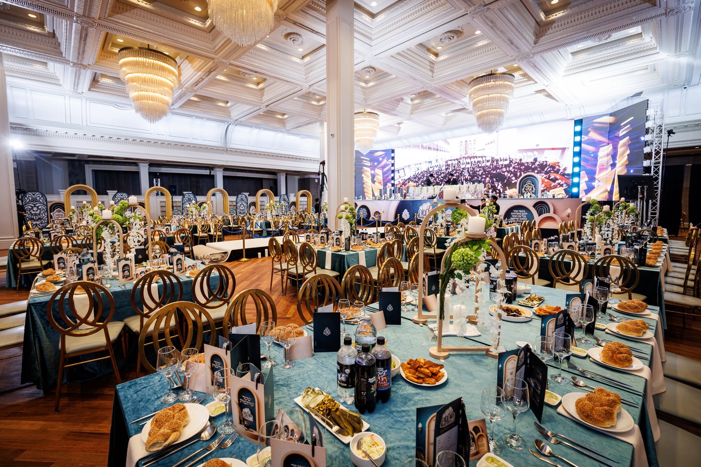 הדינרים בחצה"ק באבוב 45