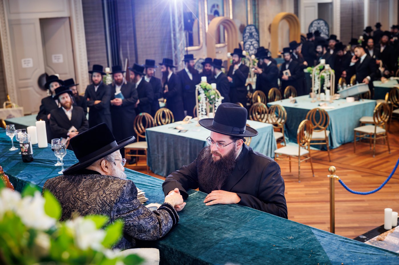 הדינרים בחצה"ק באבוב 45