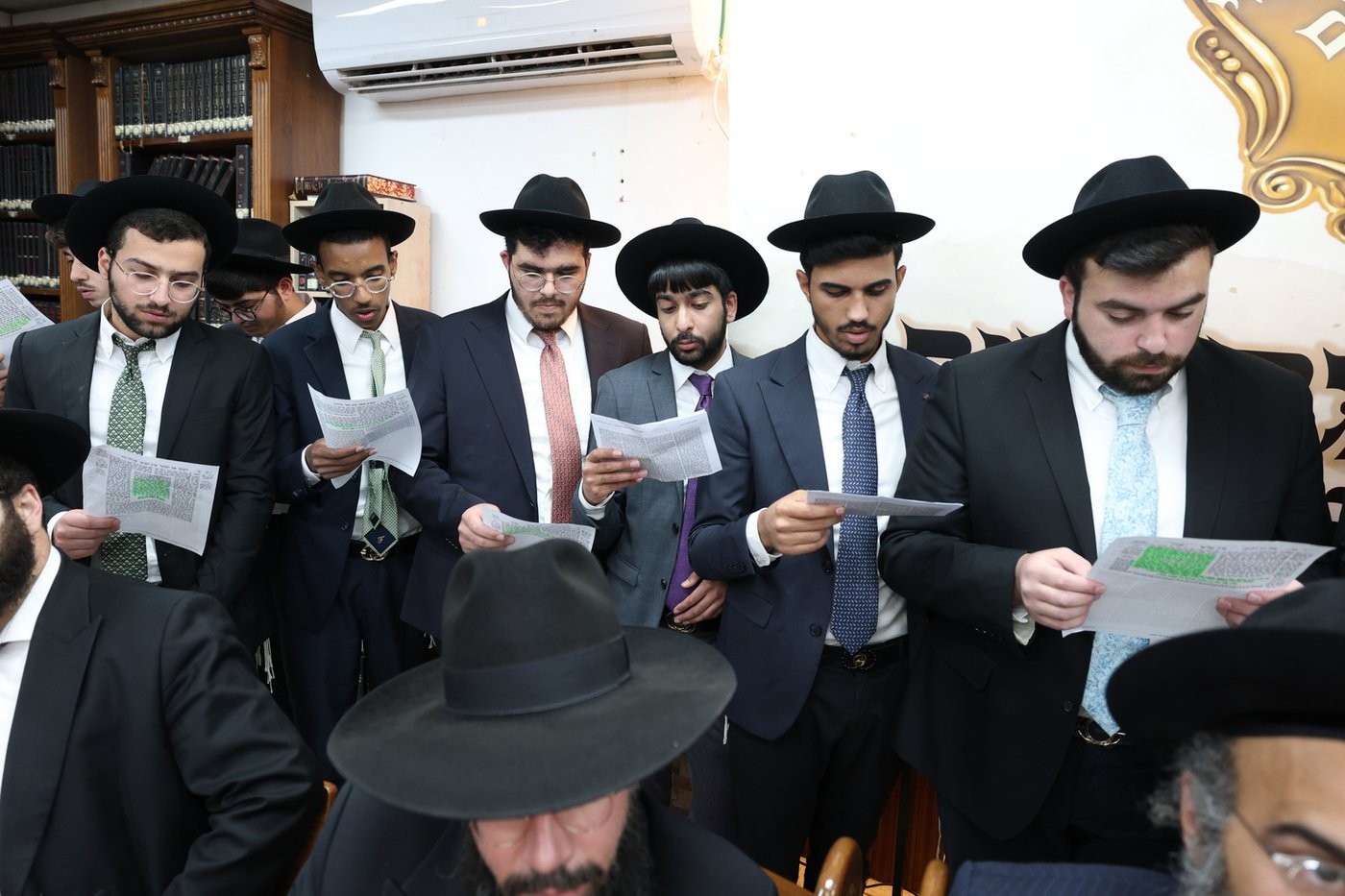 הגר"מ צדקה בישיבת תורת אברהם