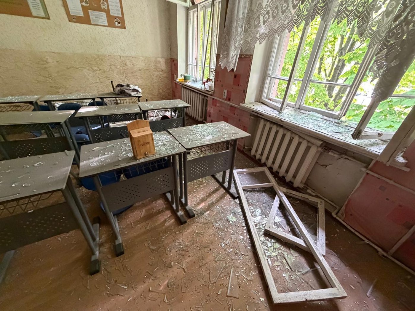 "הפיצוץ האדיר הרעיד את כל הרחוב": הרס רב בבית הספר היהודי