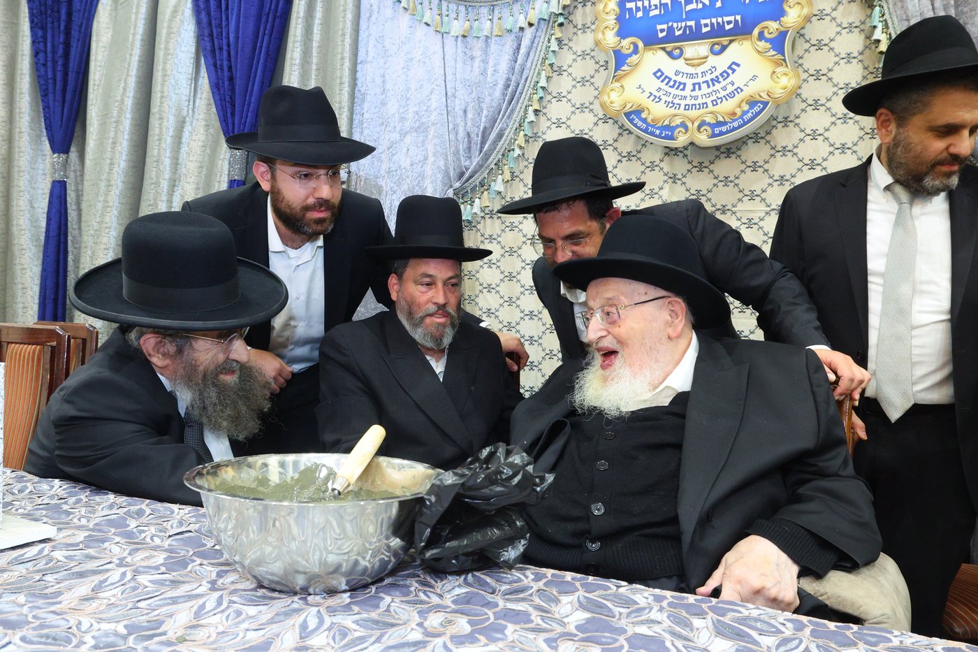 הנחת אבן הפינה לזכרו של הרב לרר ז"ל