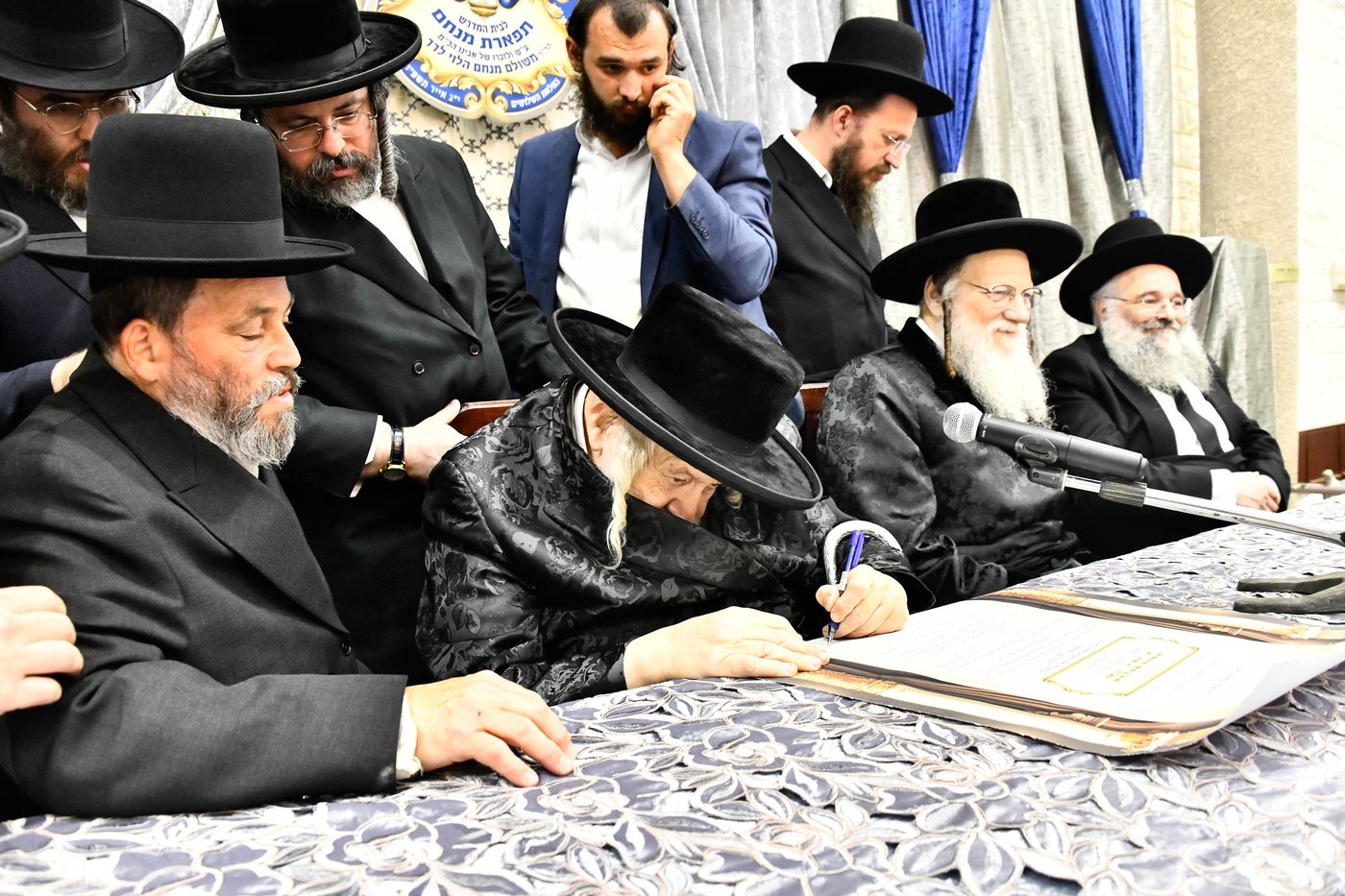 הנחת אבן הפינה לזכרו של הרב לרר ז"ל