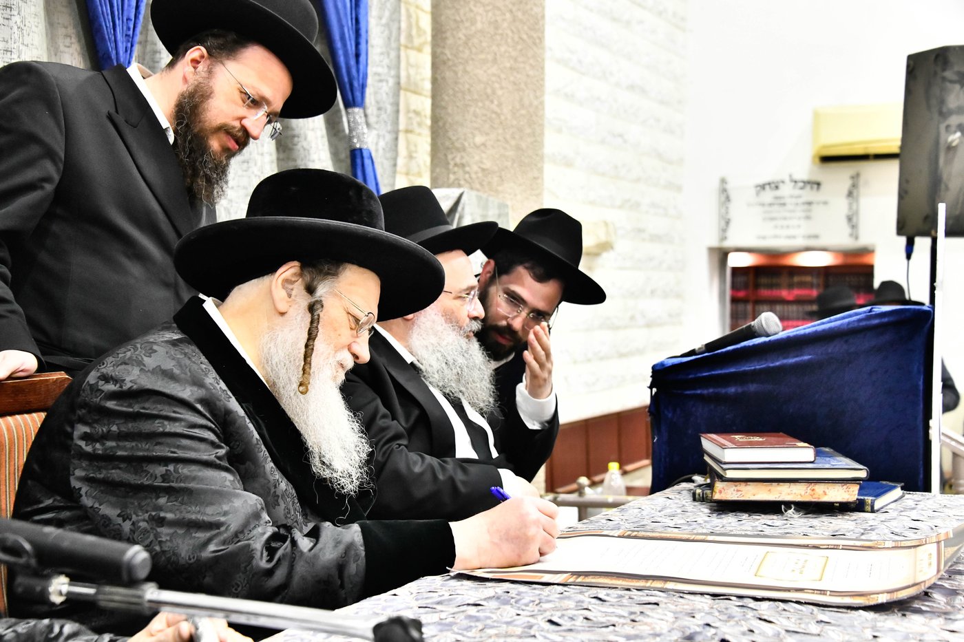 הנחת אבן הפינה לזכרו של הרב לרר ז"ל